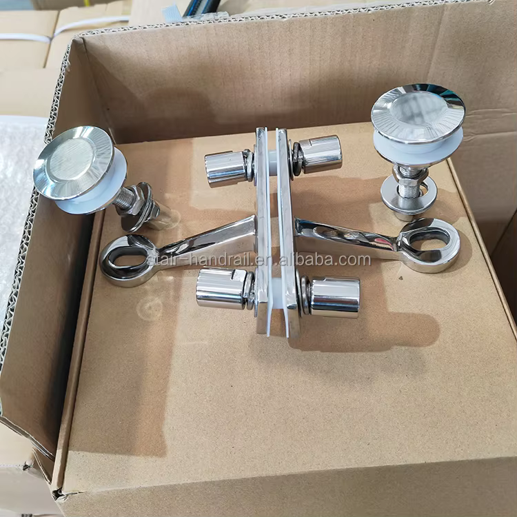 2 arms spider glass balustrade